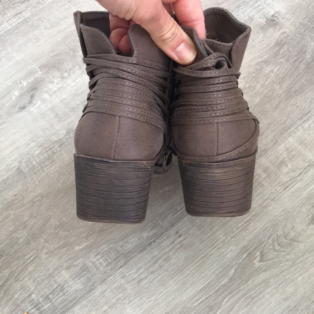 Booties - Picture 4 of 6